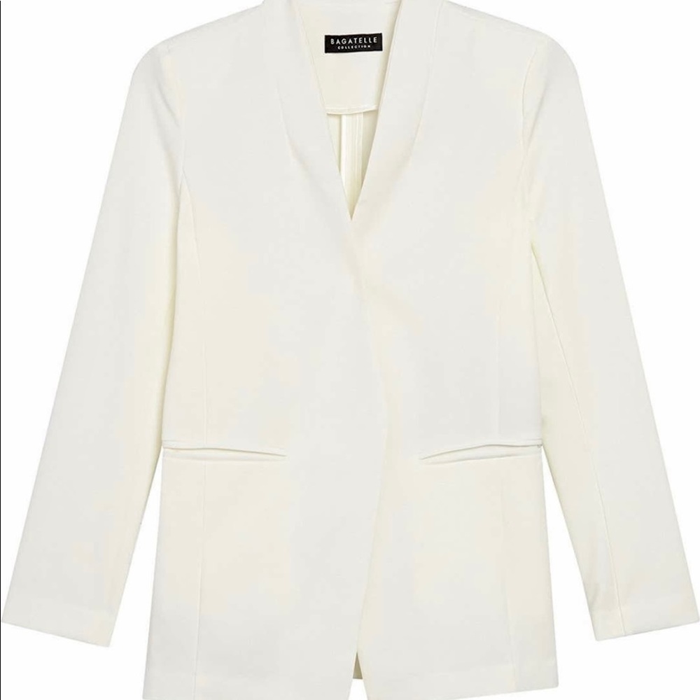 NWOT Bagatelle Open Front Blazer in ivory size XS